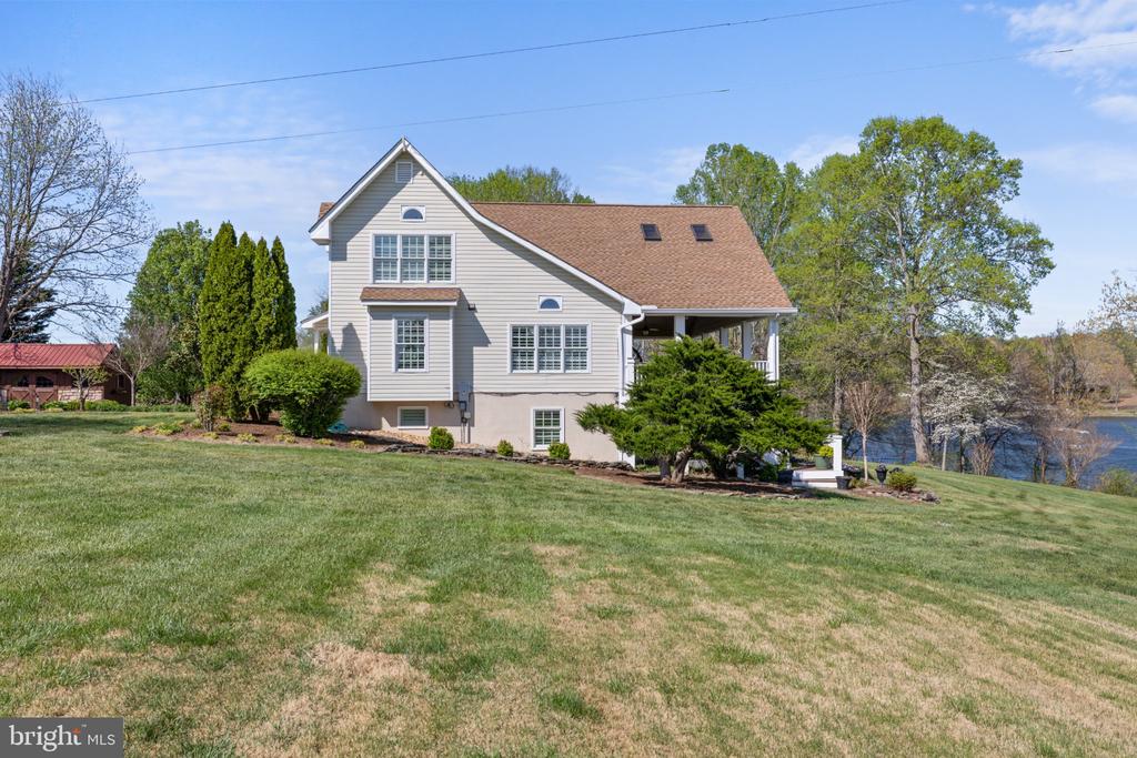 15101 PLENTIFUL LANE