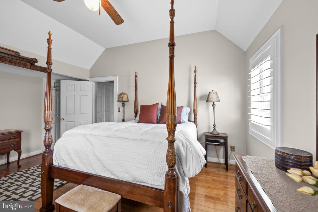 15101 PLENTIFUL LANE
