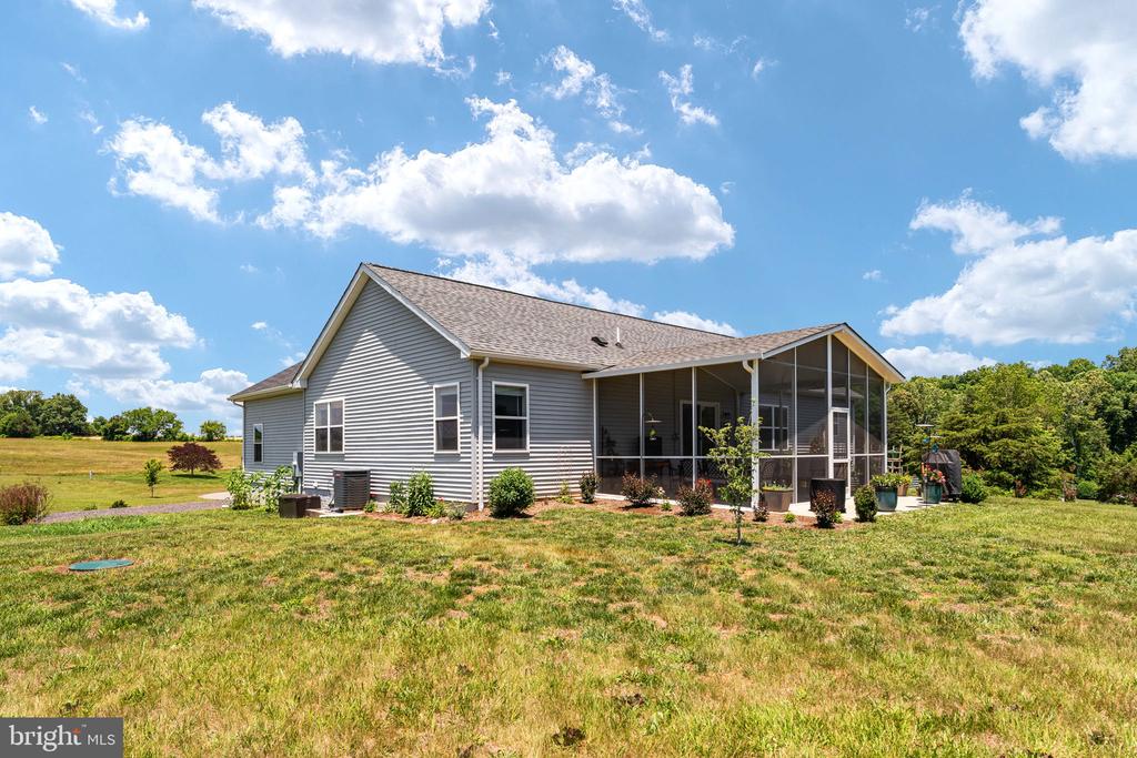 15704 LAKE LEA COURT