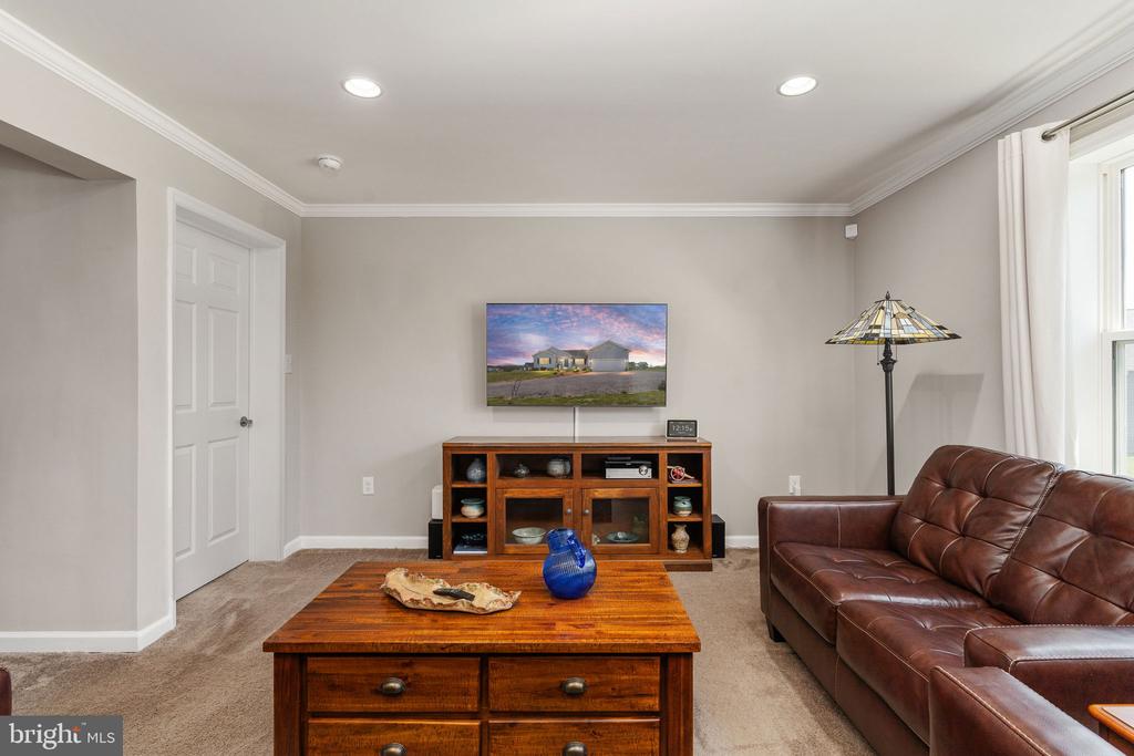 15704 LAKE LEA COURT