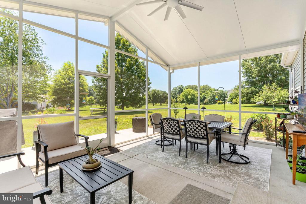 15704 LAKE LEA COURT