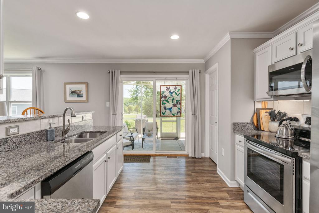 15704 LAKE LEA COURT