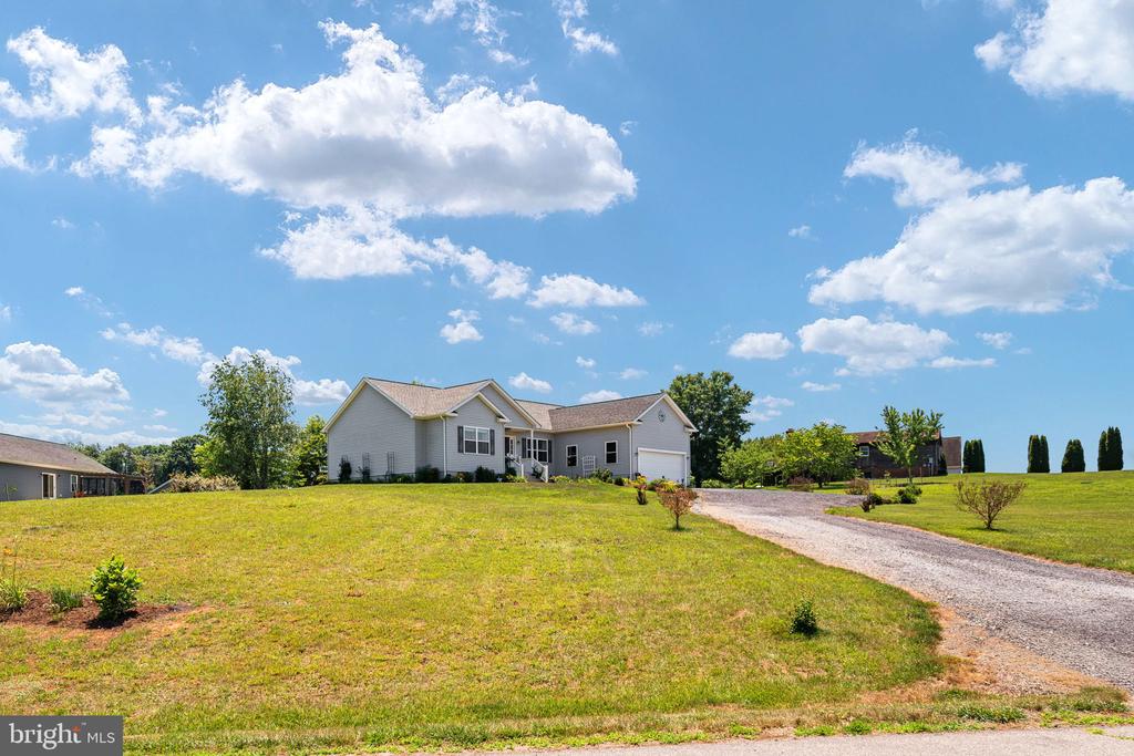 15704 LAKE LEA COURT