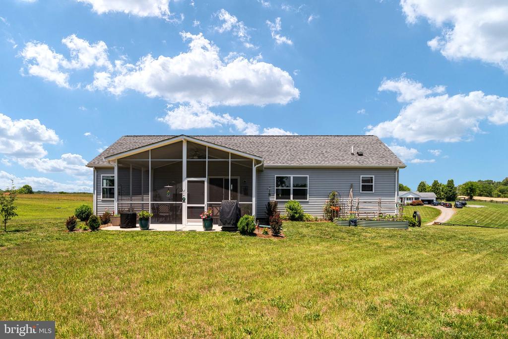 15704 LAKE LEA COURT