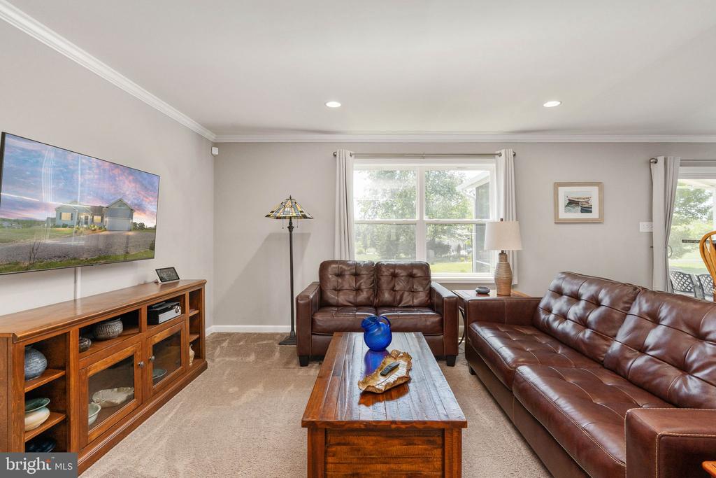 15704 LAKE LEA COURT
