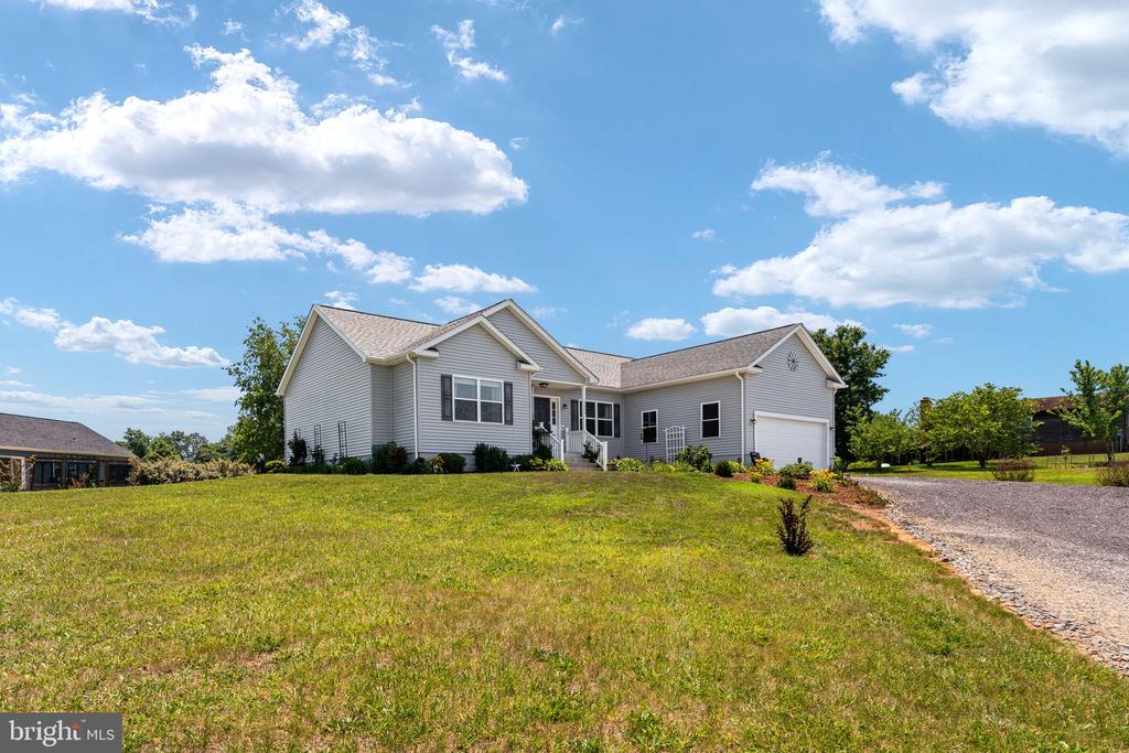 15704 LAKE LEA COURT