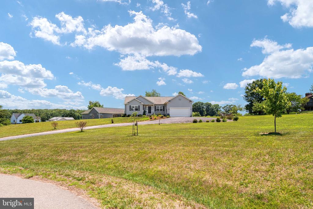 15704 LAKE LEA COURT