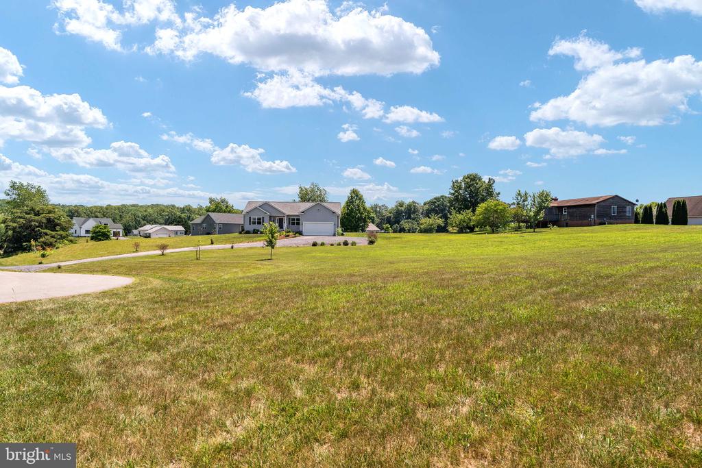 15704 LAKE LEA COURT
