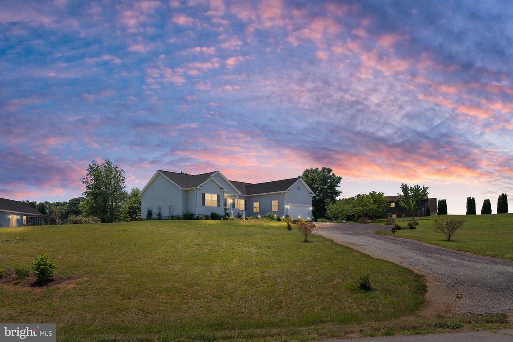 15704 LAKE LEA COURT