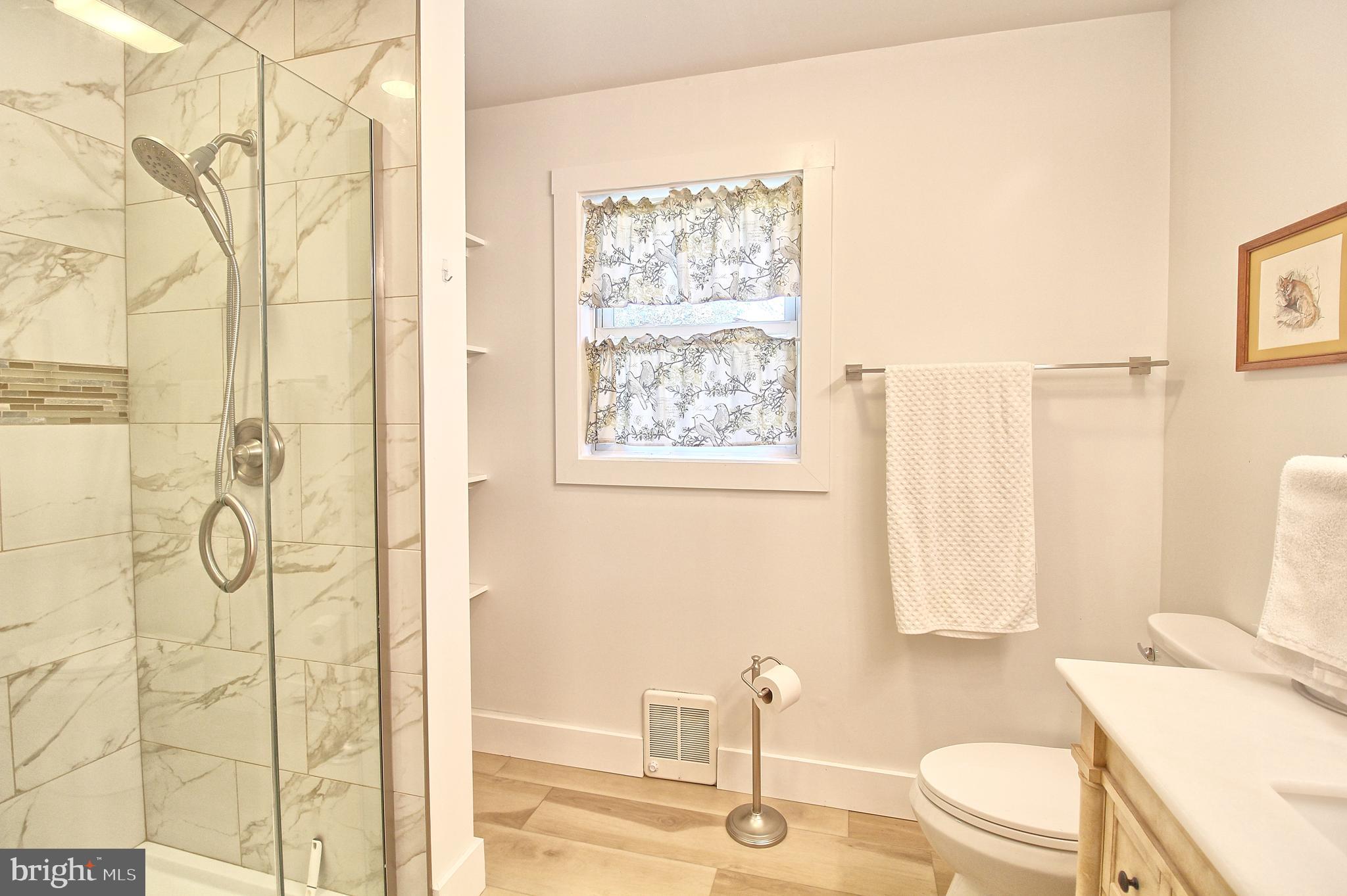 215 Locust Ave