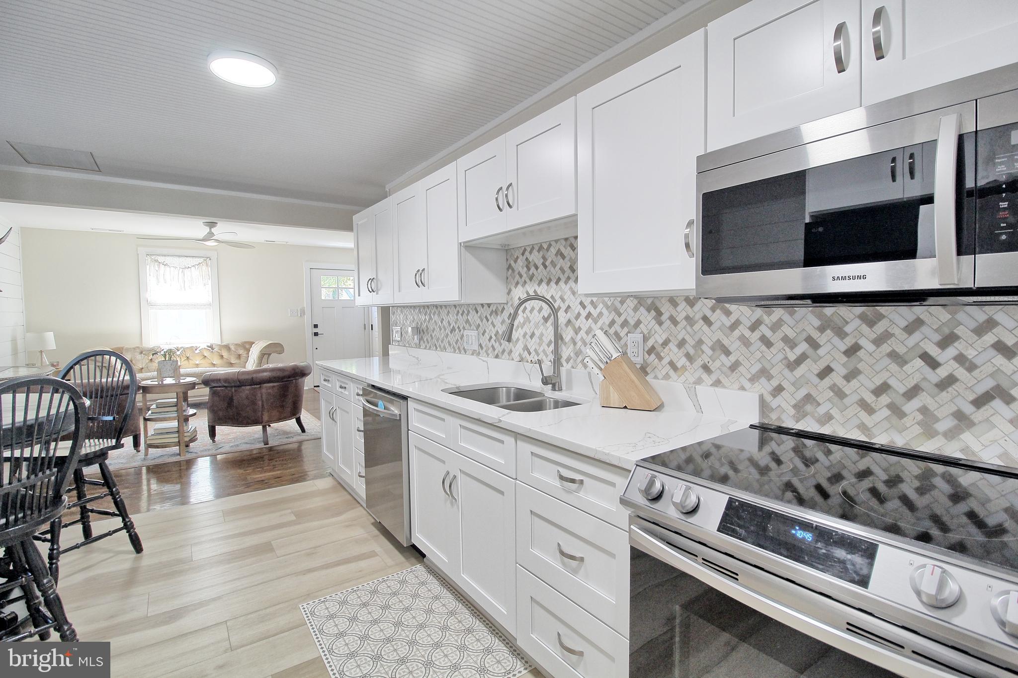 215 Locust Ave