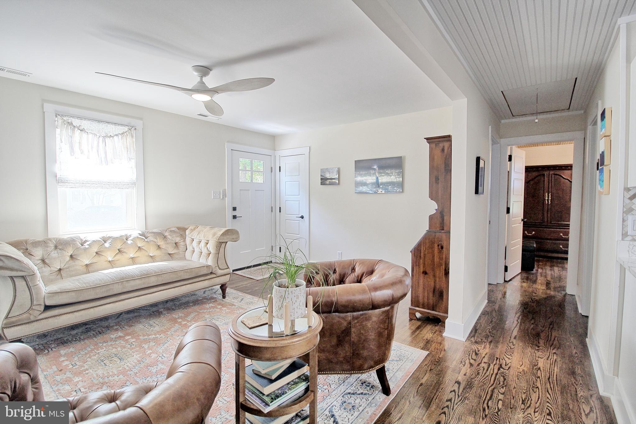215 Locust Ave