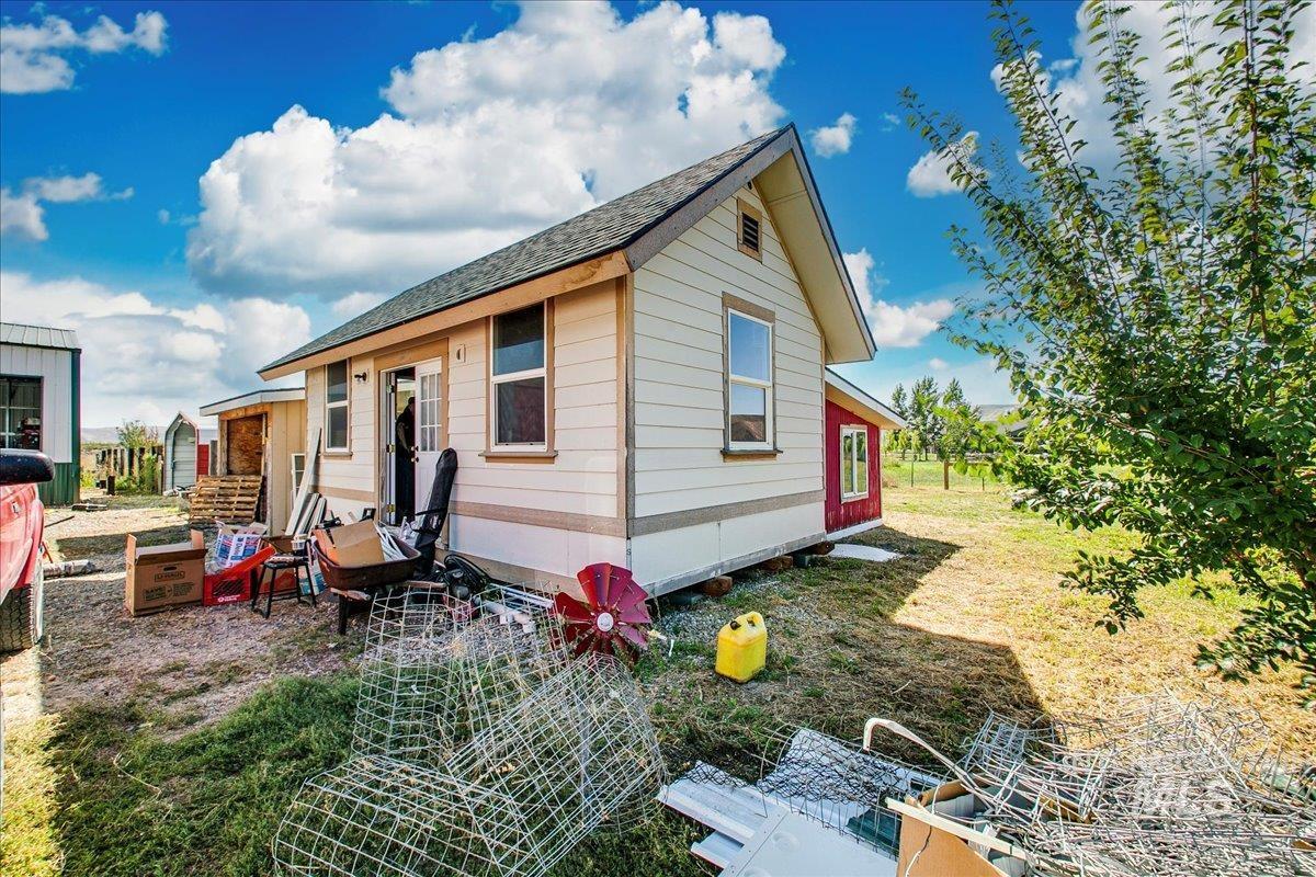 3310 Kings Lane