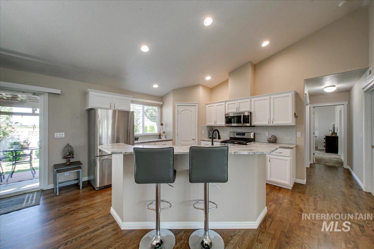 4506 W Niemann St.
