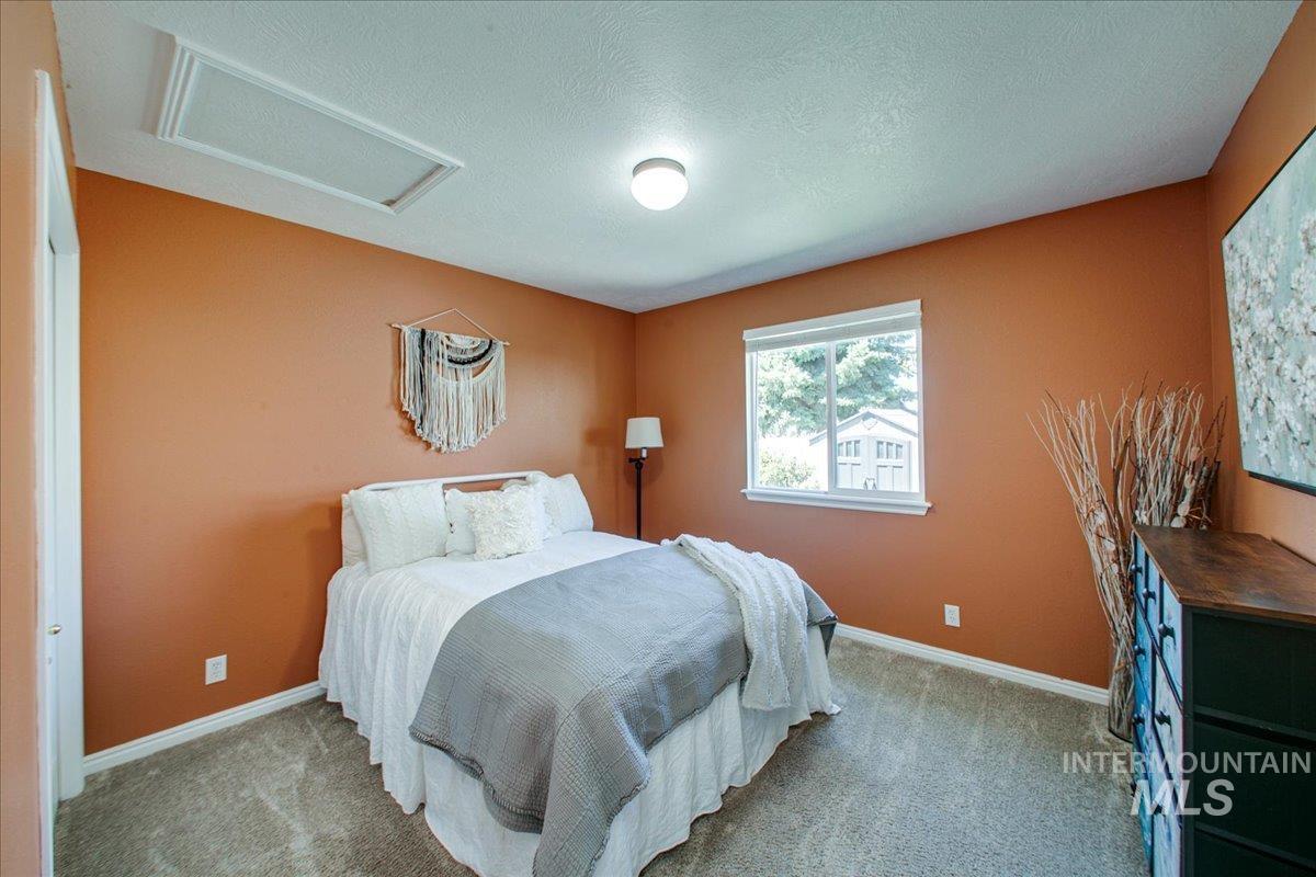 4506 W Niemann St.