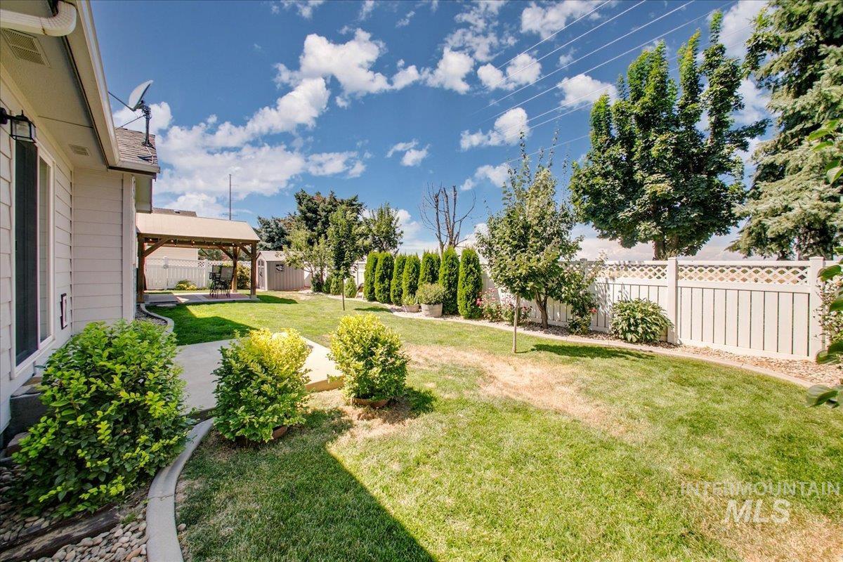 4506 W Niemann St.