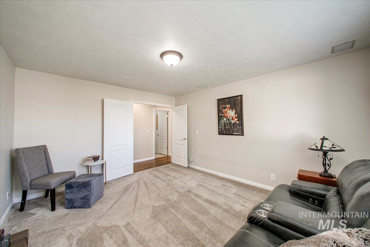 4506 W Niemann St.