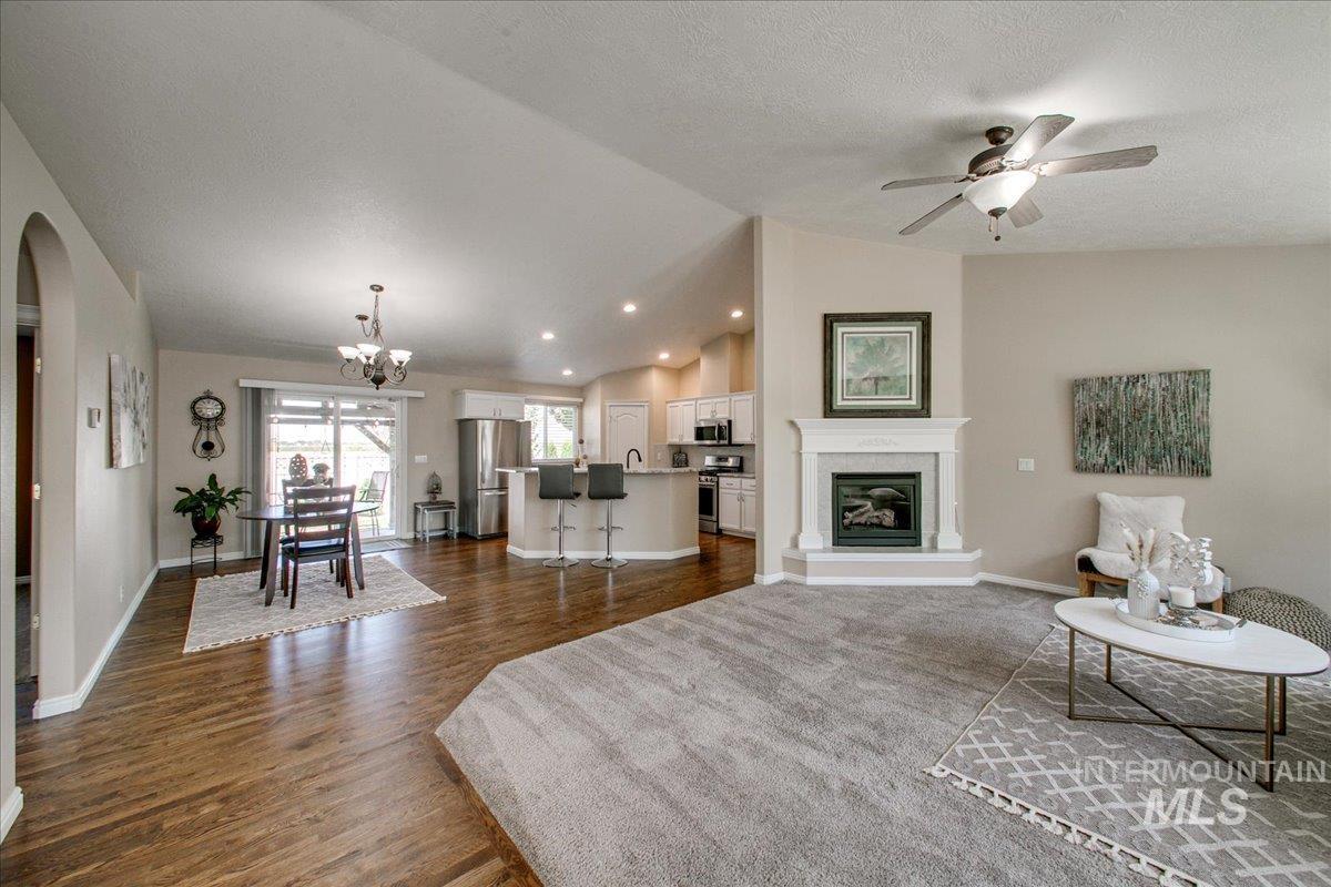4506 W Niemann St.