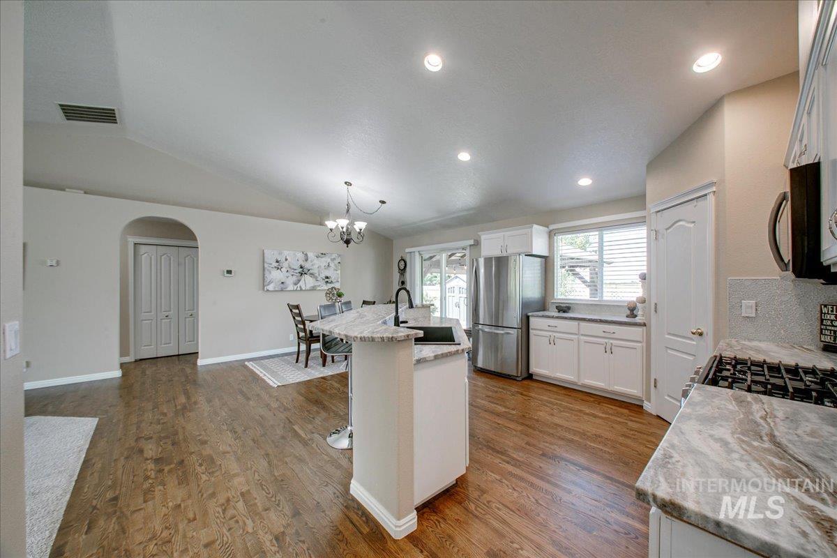 4506 W Niemann St.