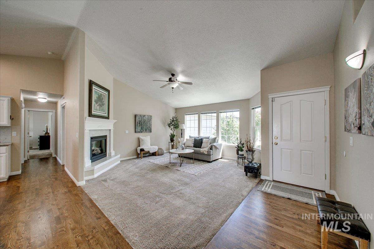 4506 W Niemann St.