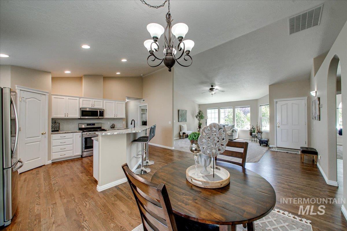 4506 W Niemann St.