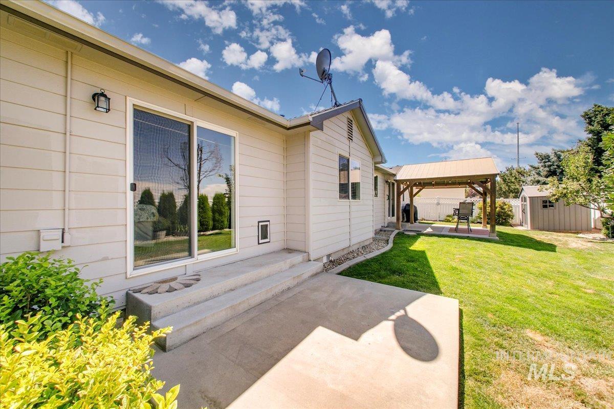 4506 W Niemann St.