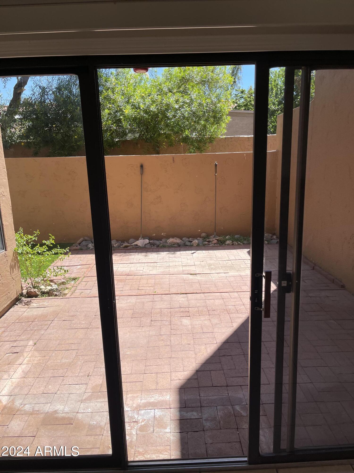 5640 E BELL Road, 1019