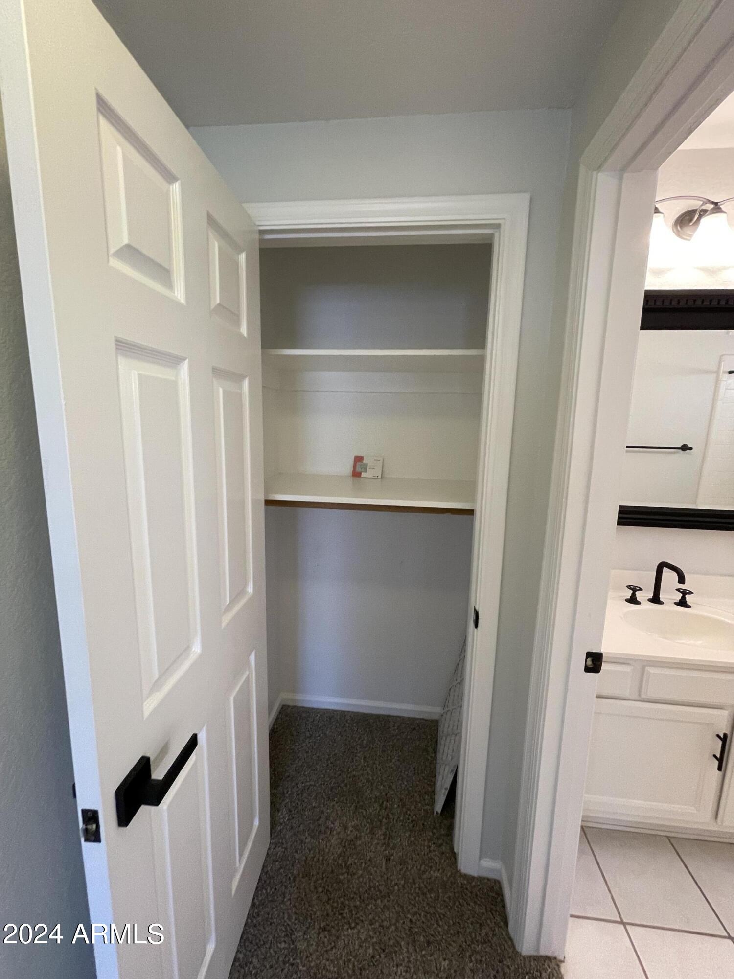 5640 E BELL Road, 1019