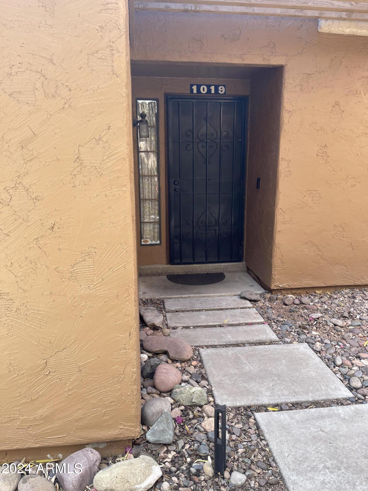 5640 E BELL Road, 1019