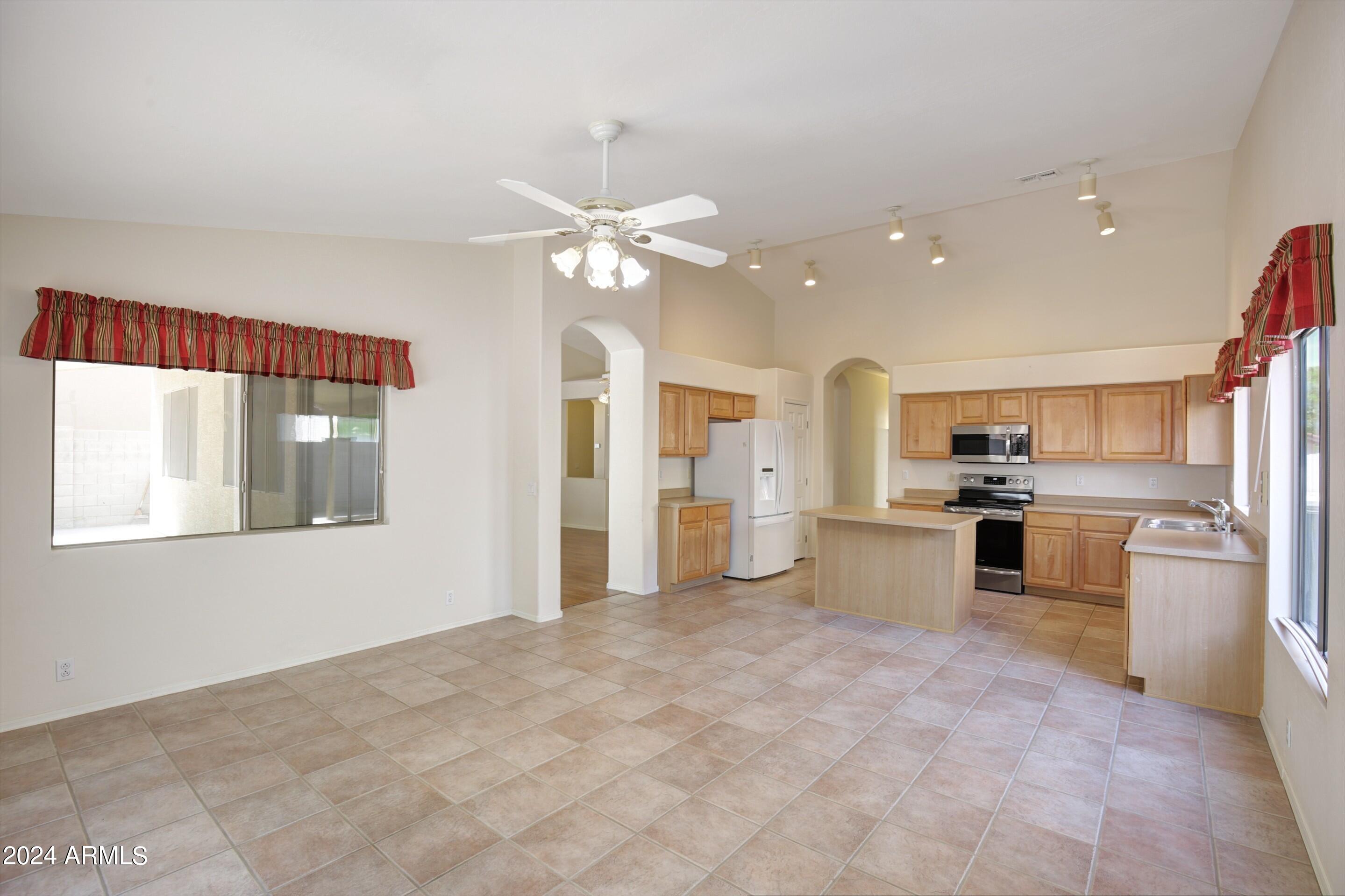 20015 N 40TH Drive
