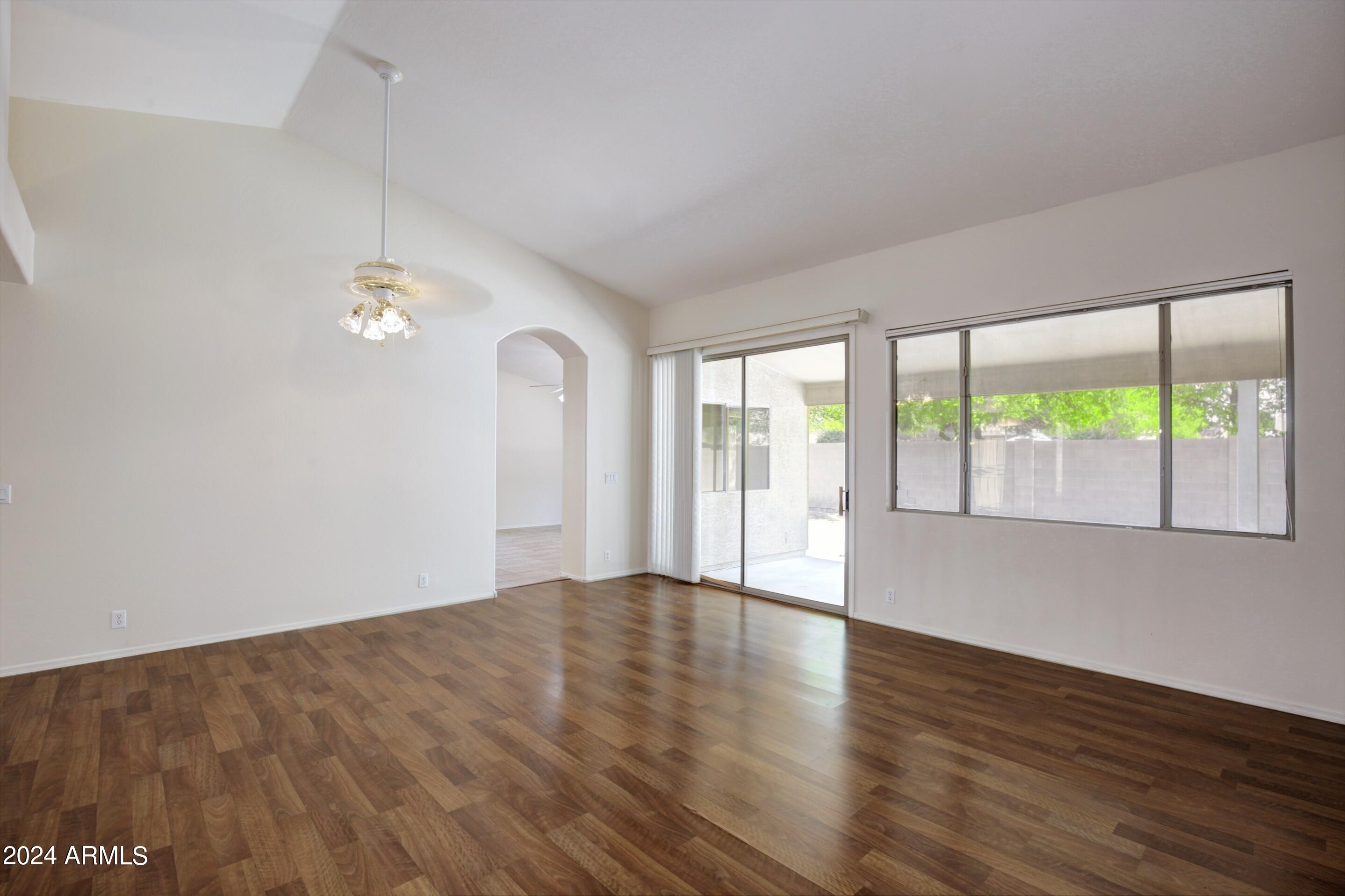 20015 N 40TH Drive