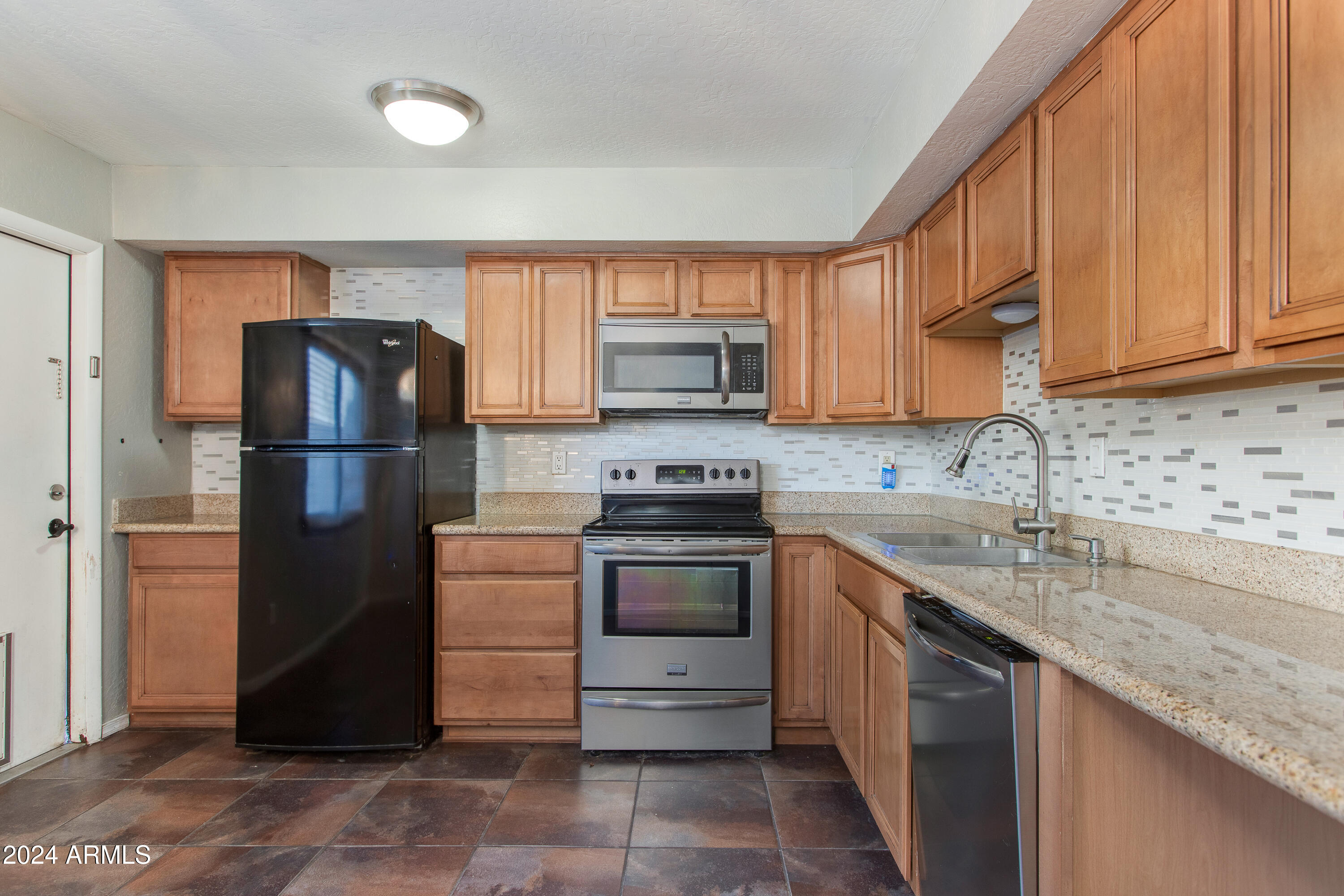 225 N STANDAGE, 10
