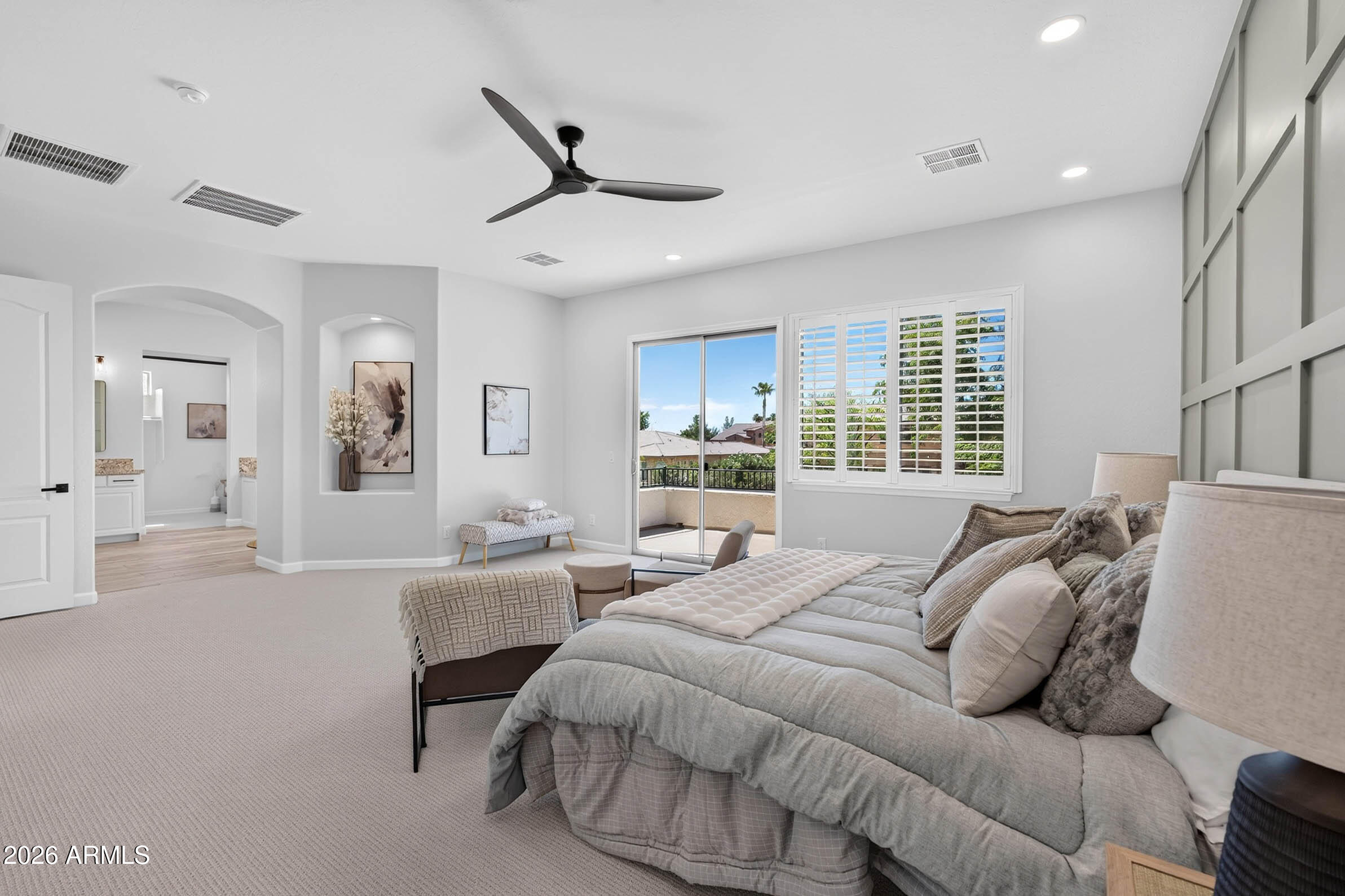 1933 E GEMINI Place