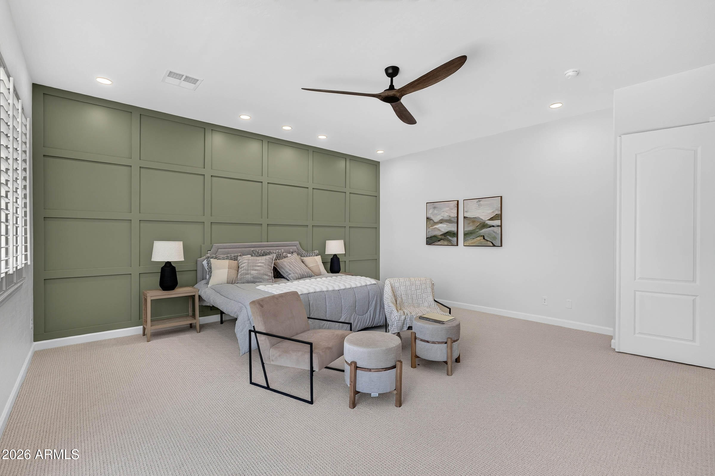 1933 E GEMINI Place