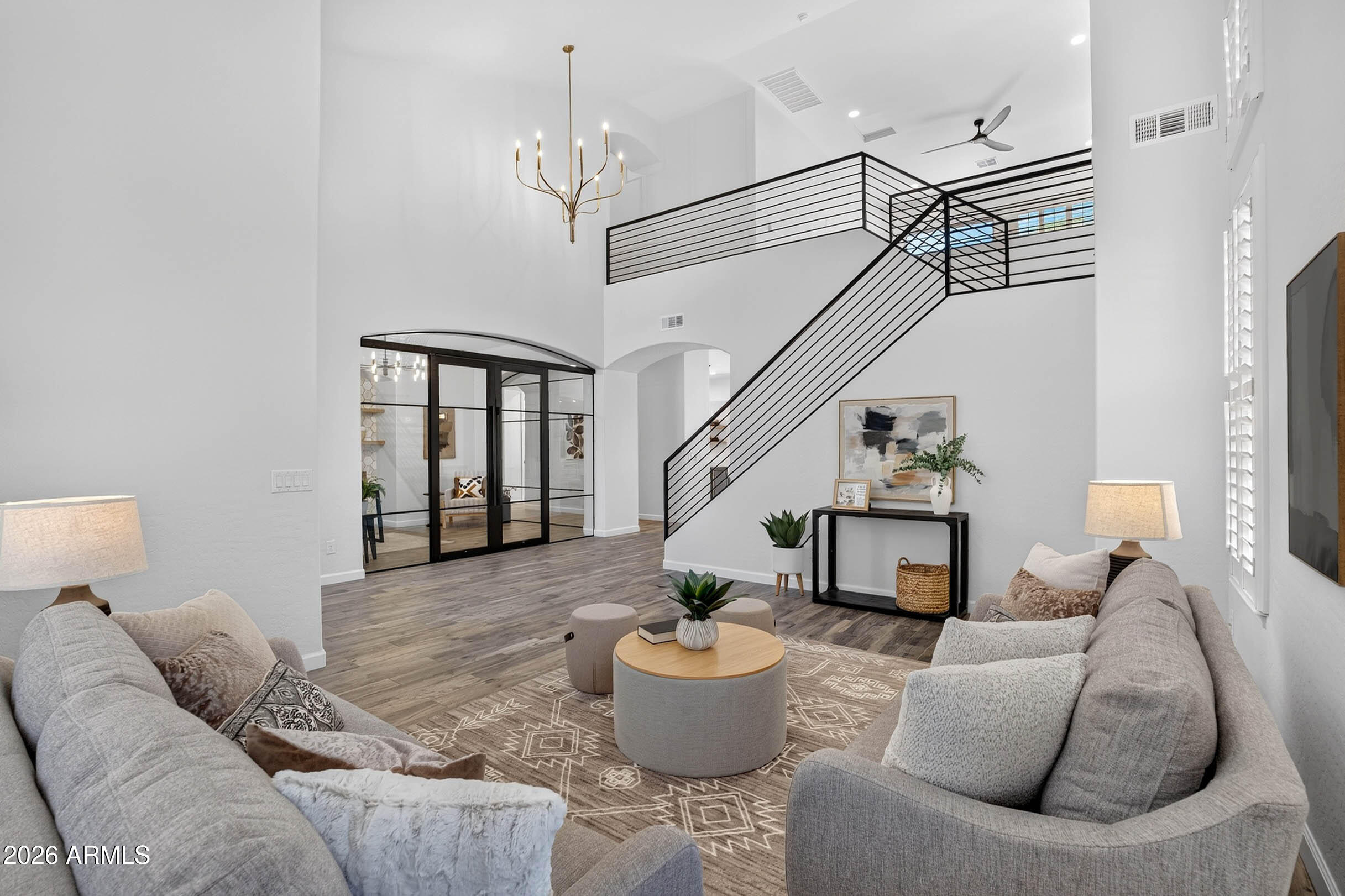1933 E GEMINI Place