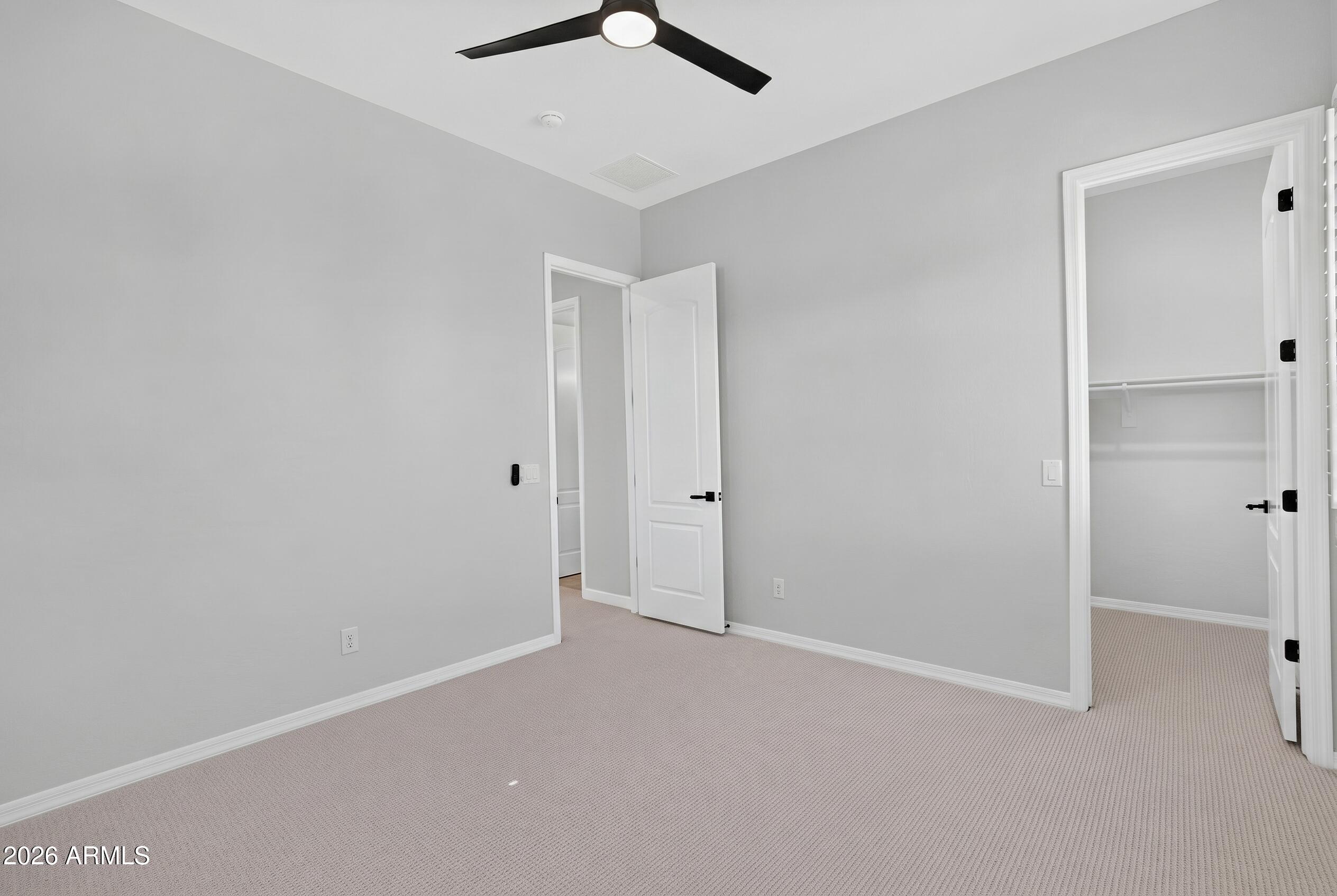 1933 E GEMINI Place