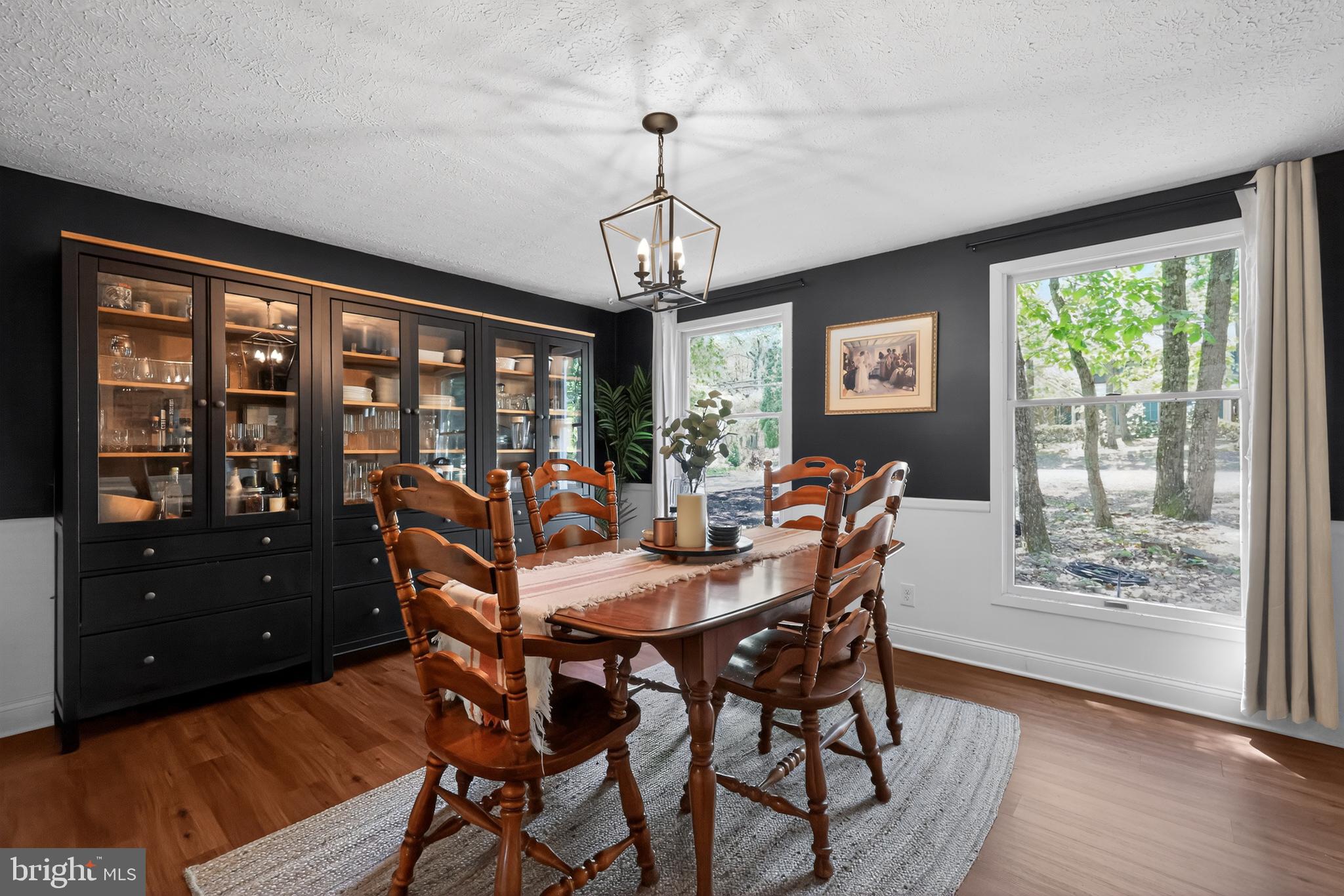 566 FAIRVIEW ROAD