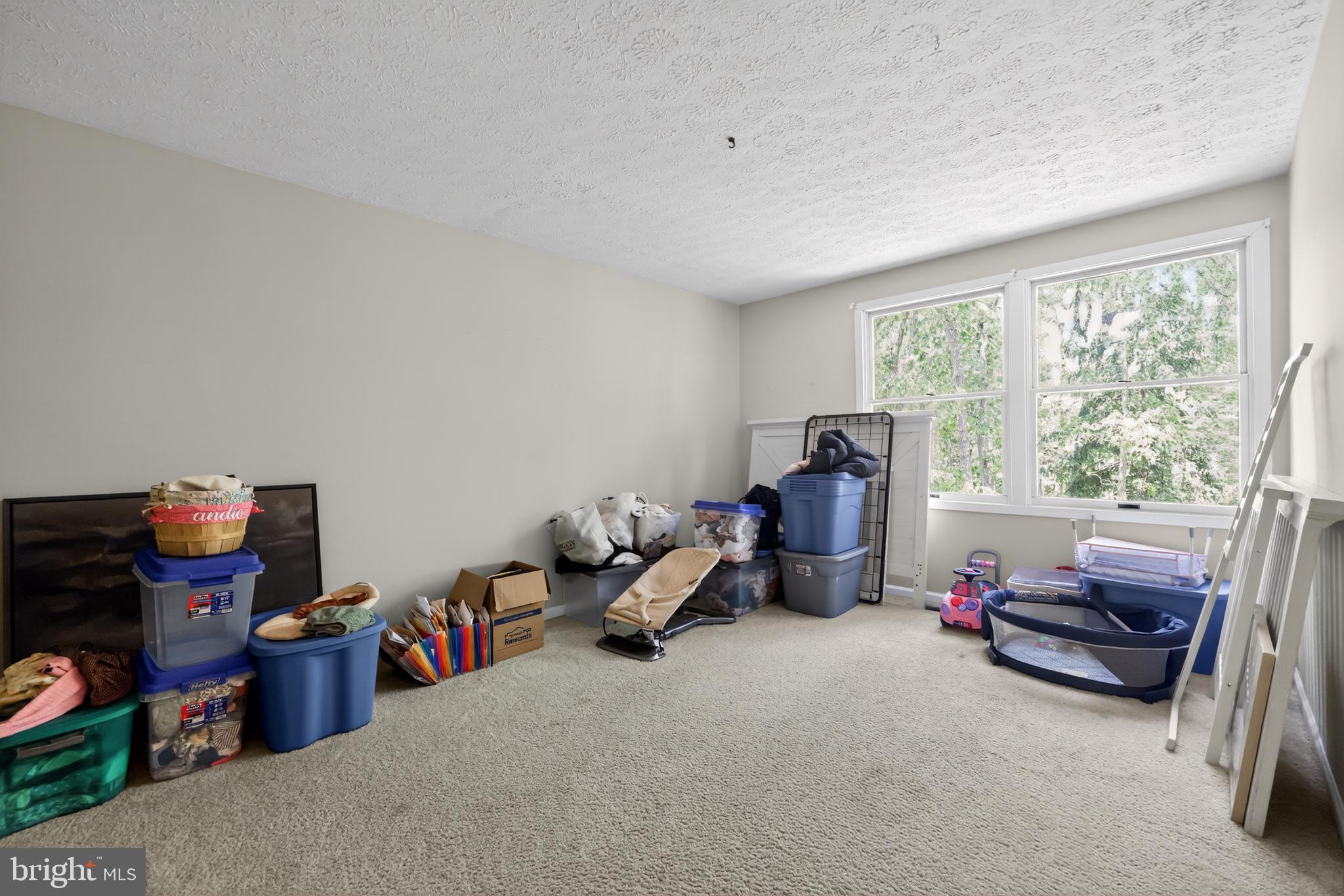 566 FAIRVIEW ROAD