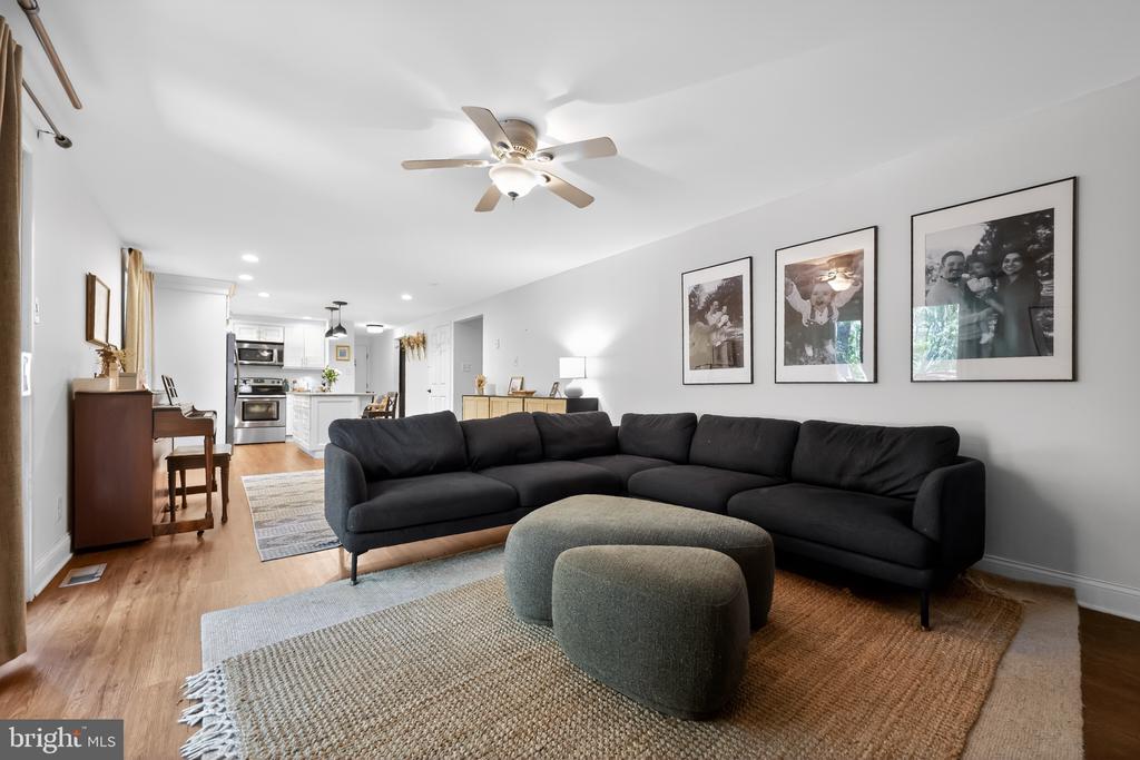 566 FAIRVIEW ROAD