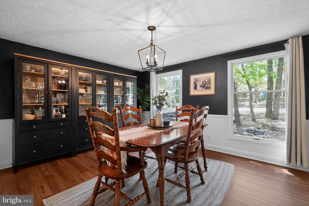 566 FAIRVIEW ROAD