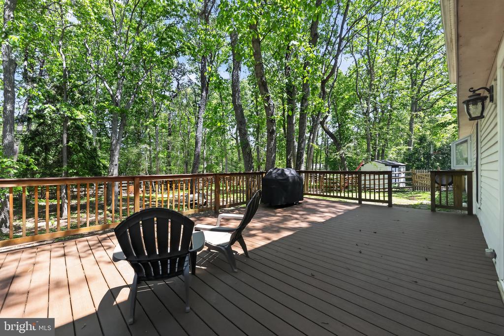 566 FAIRVIEW ROAD