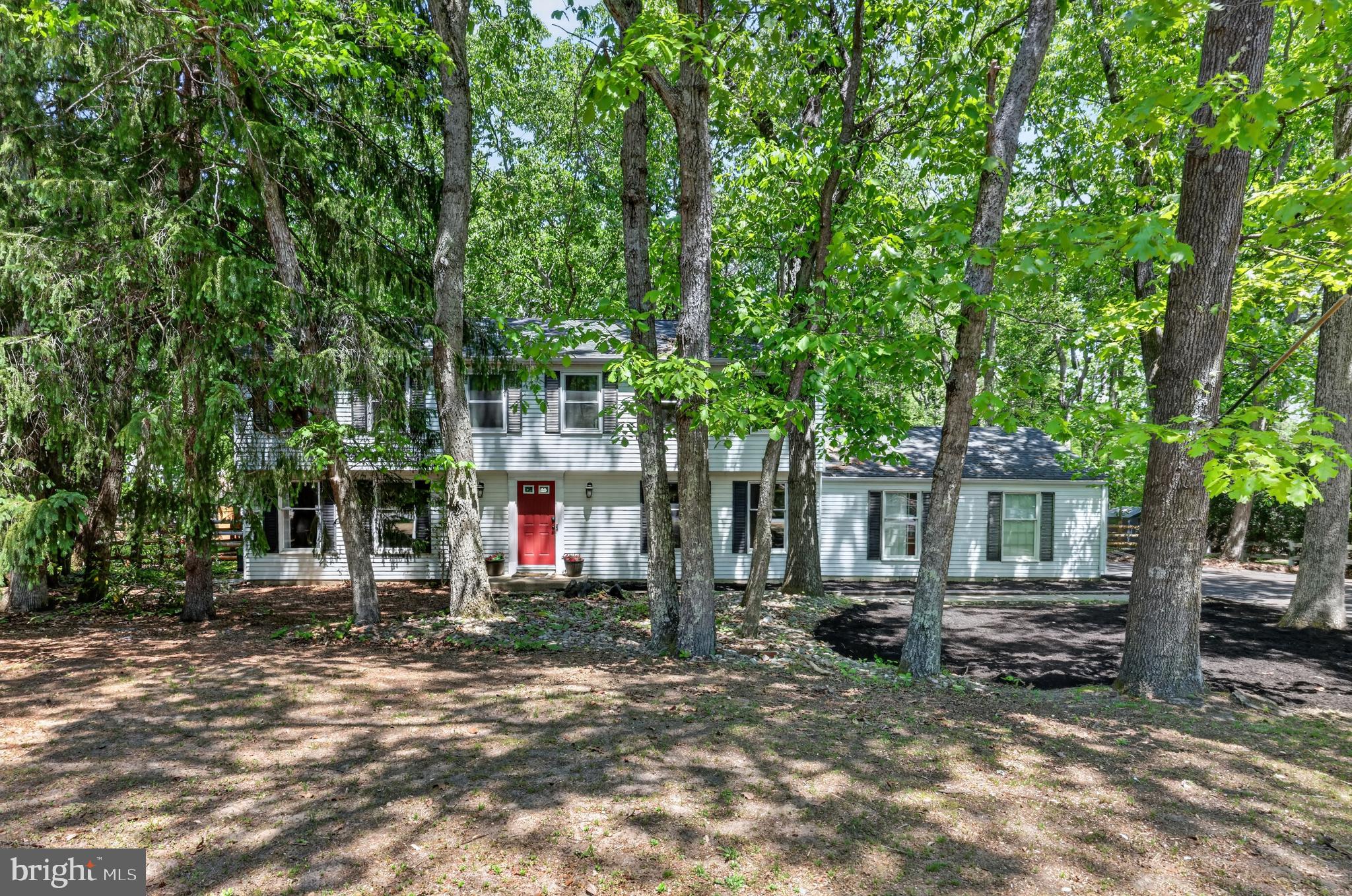 566 FAIRVIEW ROAD