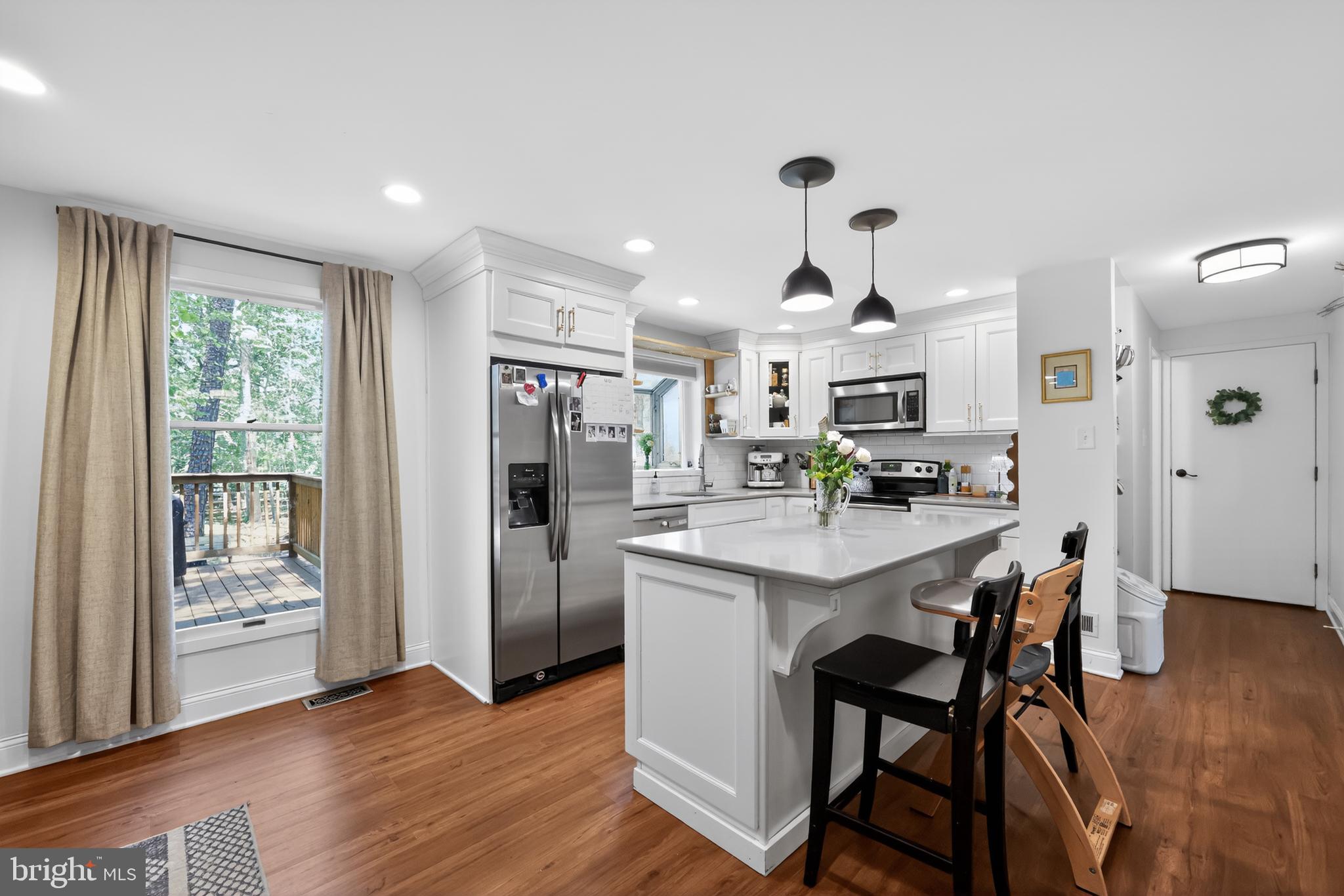 566 FAIRVIEW ROAD