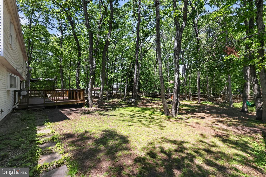 566 FAIRVIEW ROAD