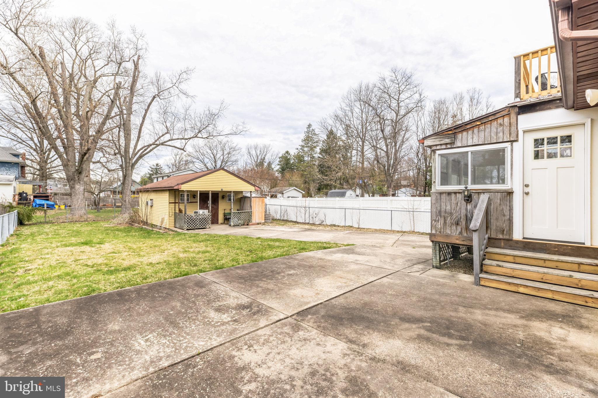 15 Jefferson AVENUE