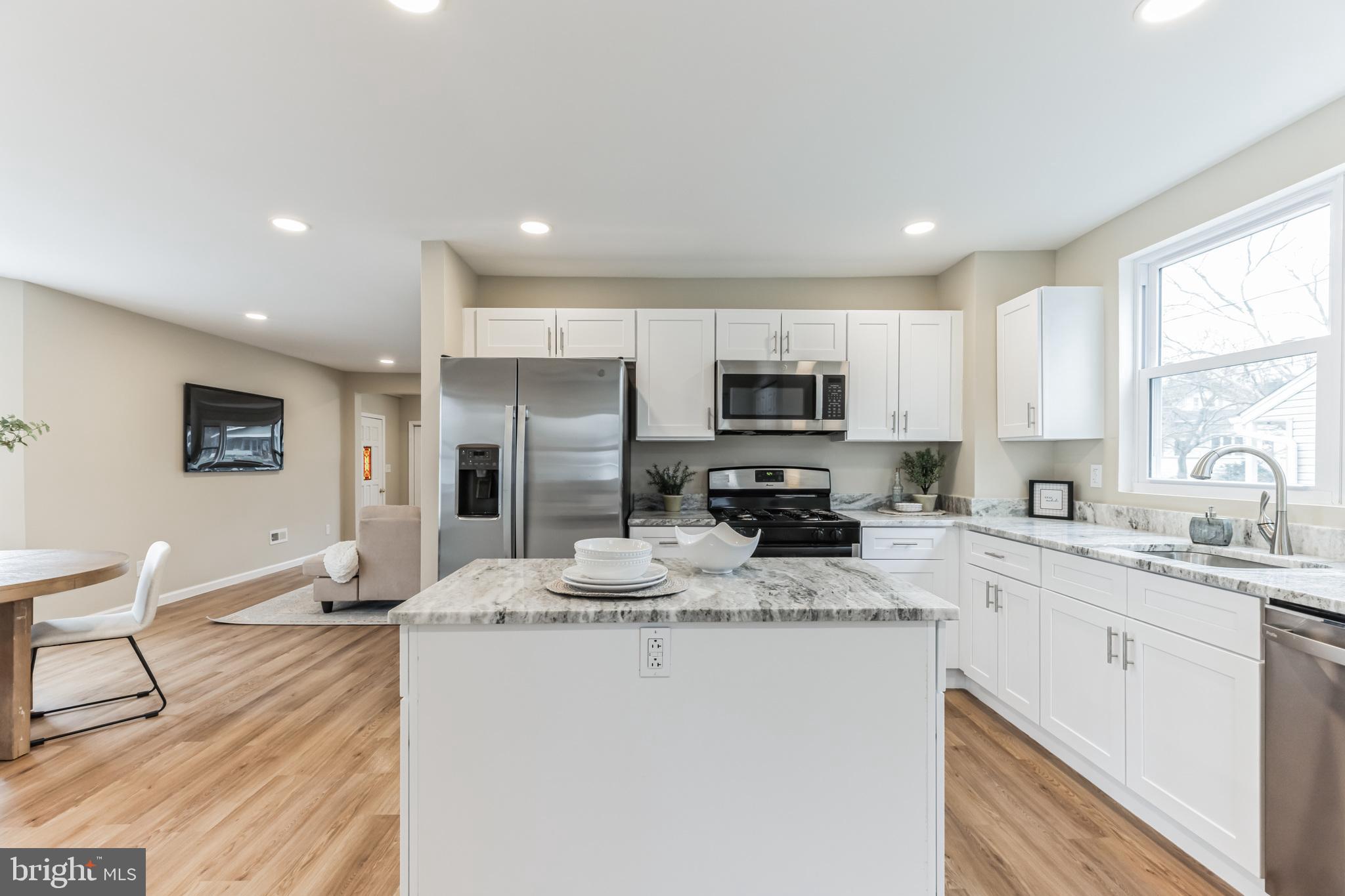 15 Jefferson AVENUE