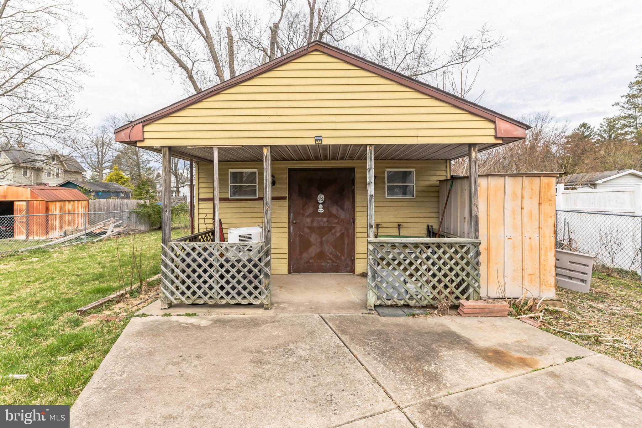 15 Jefferson AVENUE