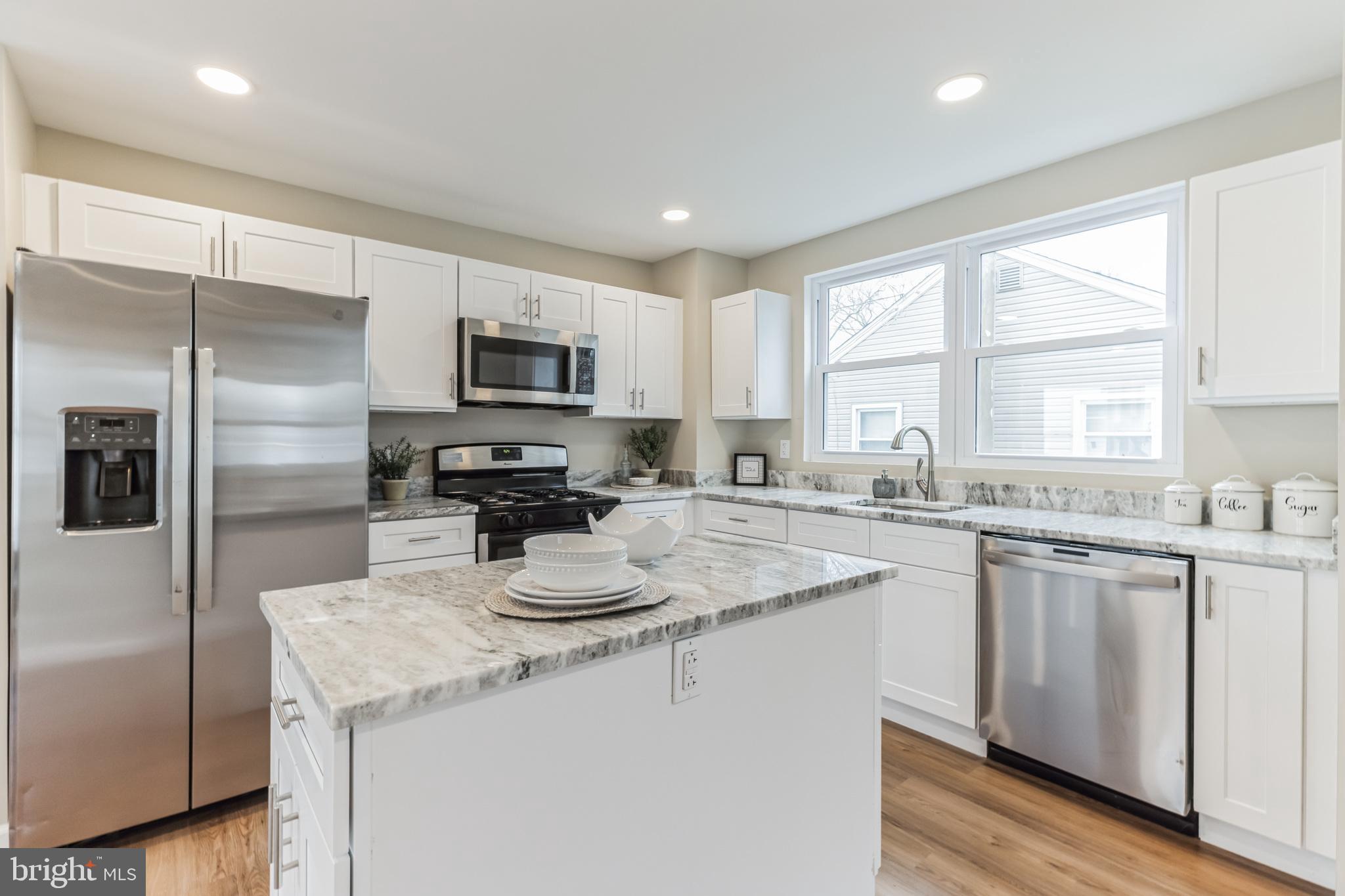 15 Jefferson AVENUE