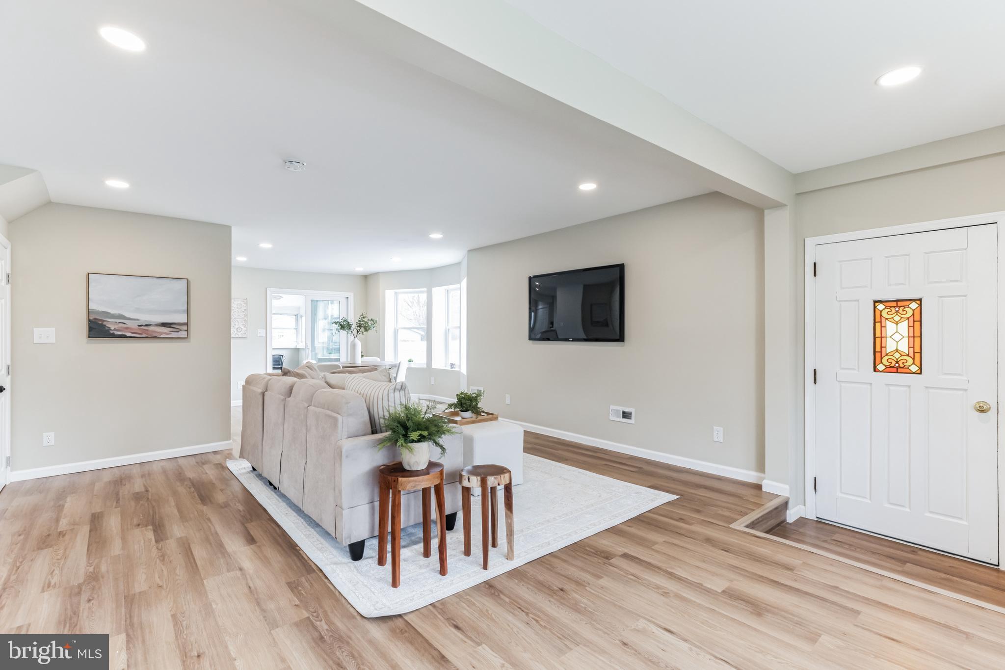 15 Jefferson AVENUE