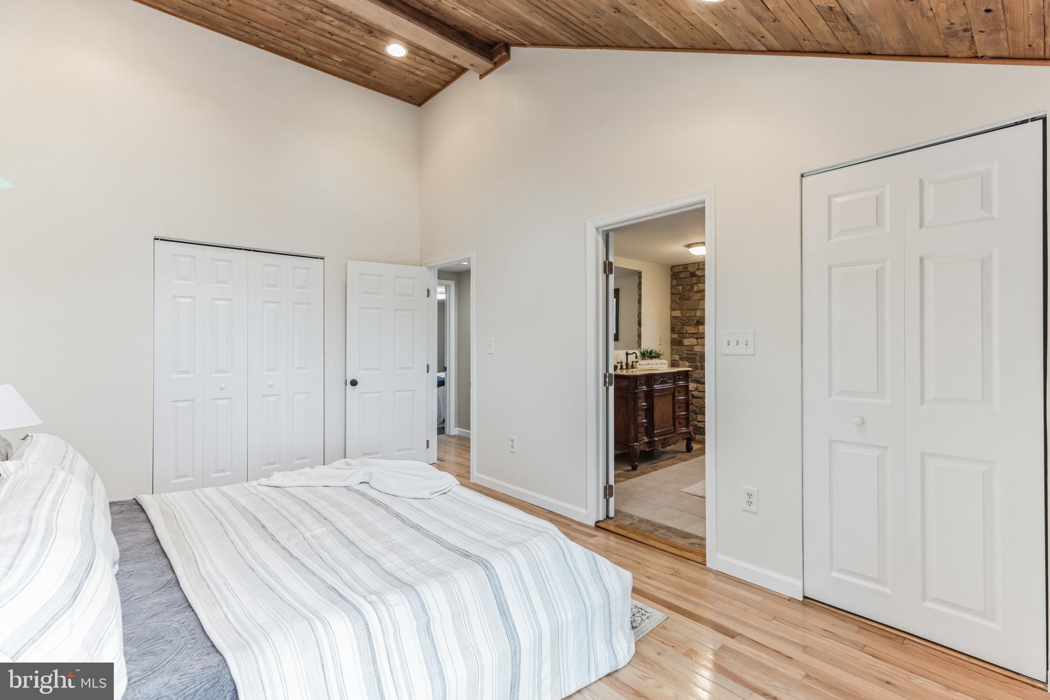 15 Jefferson AVENUE